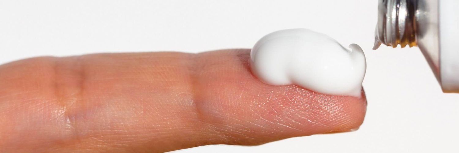pomata-per-fimosi-e-crema-per-stereoidi-1-1500x500 pomata-per-fimosi-e-crema-per-stereoidi-1-1500x500